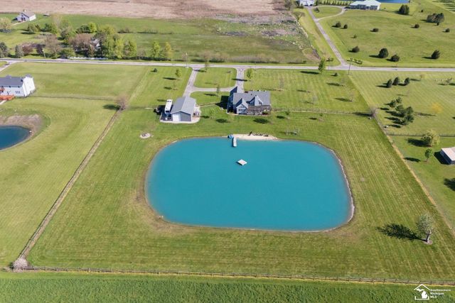 8911 Schroeder Road, Riga, MI 49276