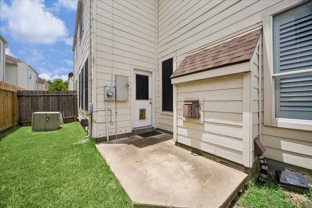 7403 Hollister Ridge, Houston, TX 77040