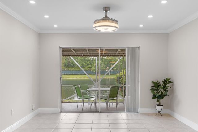 8757 Bella Vista Drive 34, Boca Raton, FL 33433