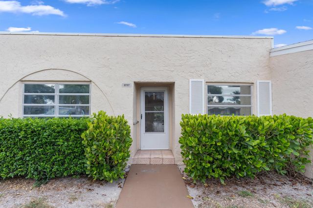 8757 Bella Vista Drive 34, Boca Raton, FL 33433
