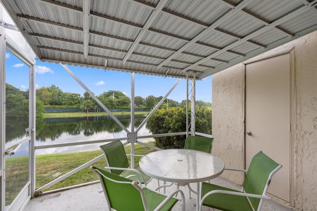 8757 Bella Vista Drive 34, Boca Raton, FL 33433