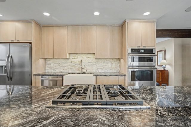 7358 E 76th Street S, Tulsa, OK 74136