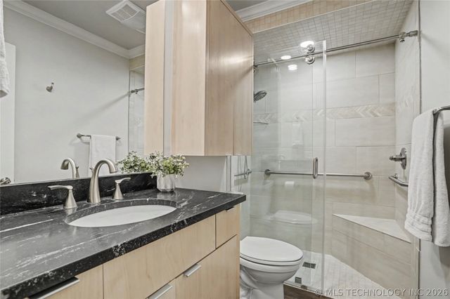 7358 E 76th Street S, Tulsa, OK 74136