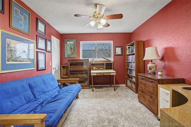 7358 E 76th Street S, Tulsa, OK 74136