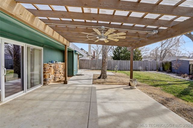 7358 E 76th Street S, Tulsa, OK 74136