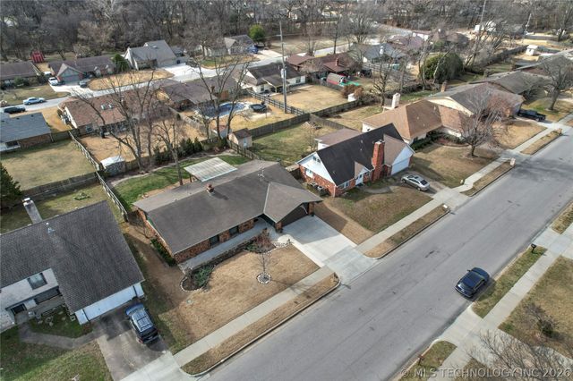 7358 E 76th Street S, Tulsa, OK 74136