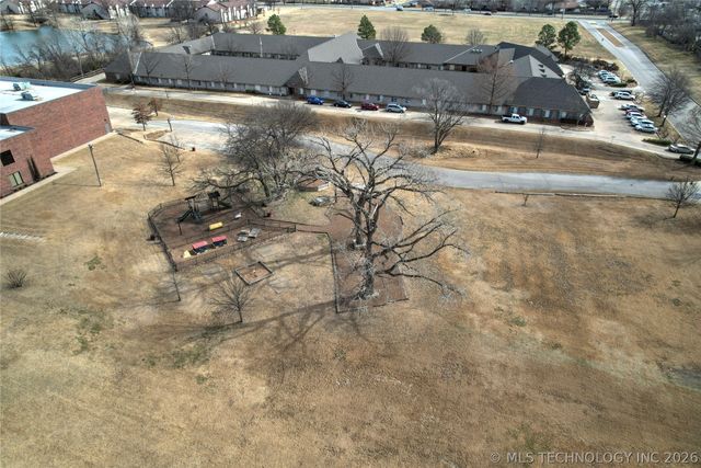 7358 E 76th Street S, Tulsa, OK 74136