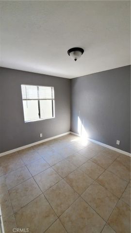 10037 Samoa Avenue 4, Tujunga, CA 91042