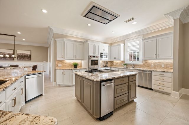 5701 Morlaix Court, Colleyville, TX 76034
