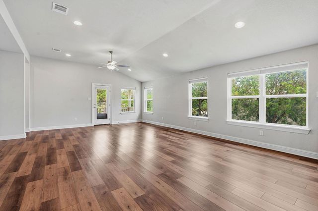 3011 American DR, Lago Vista, TX 78645