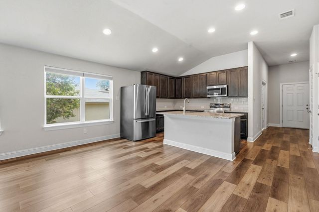 3011 American DR, Lago Vista, TX 78645