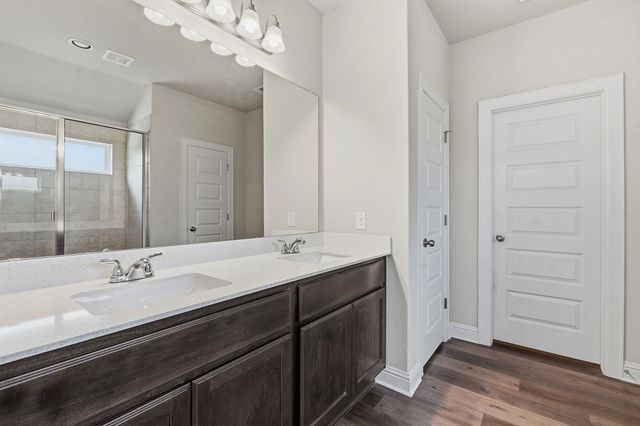 3011 American DR, Lago Vista, TX 78645