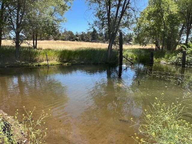 585 SW Fairgrounds Road, Madras, OR 97741