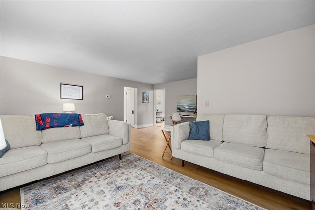 19658 Hilliard Boulevard, Rocky River, OH 44116