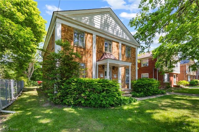 19658 Hilliard Boulevard, Rocky River, OH 44116