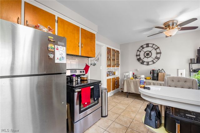 19658 Hilliard Boulevard, Rocky River, OH 44116