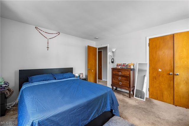 19658 Hilliard Boulevard, Rocky River, OH 44116