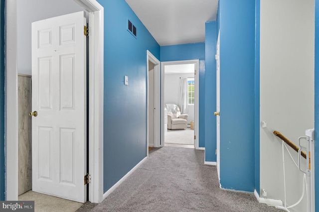 1028 NORVELT DR, Philadelphia, PA 19115