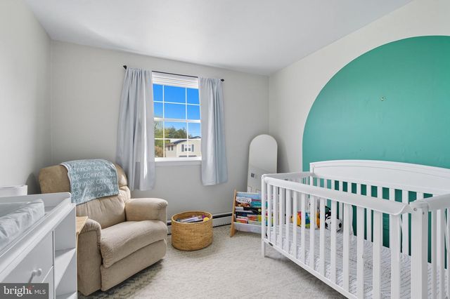 1028 NORVELT DR, Philadelphia, PA 19115