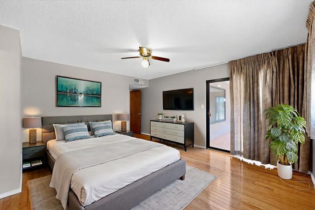 1600 Zena Lona Street NE, Albuquerque, NM 87112