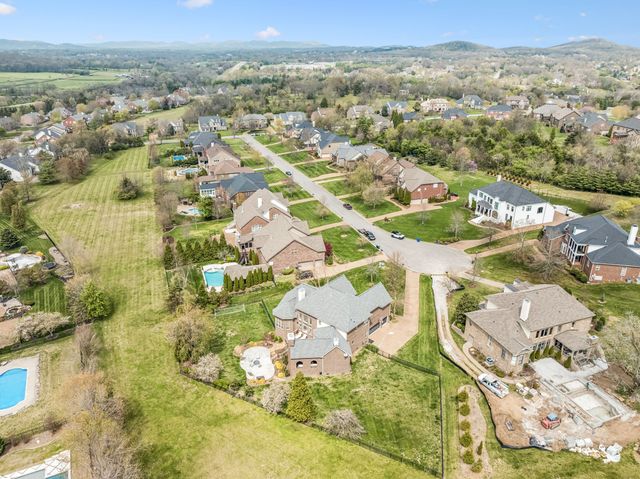 1835 Bronwyn Ct, Brentwood, TN 37027