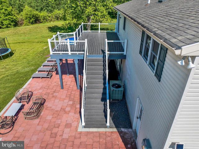 133 WHEATLAND DR, Denver, PA 17517