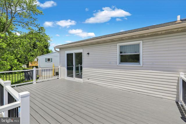 133 WHEATLAND DR, Denver, PA 17517