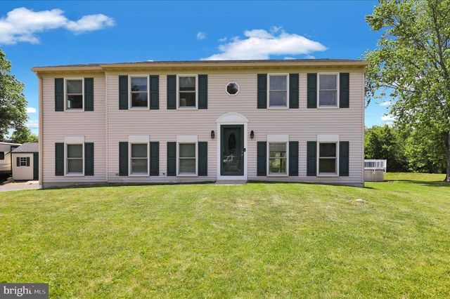 133 WHEATLAND DR, Denver, PA 17517