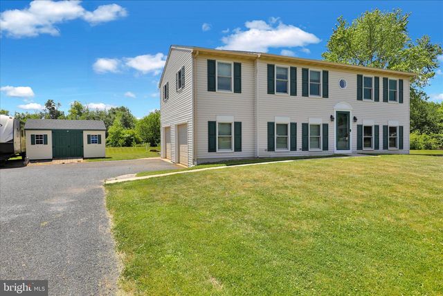 133 WHEATLAND DR, Denver, PA 17517
