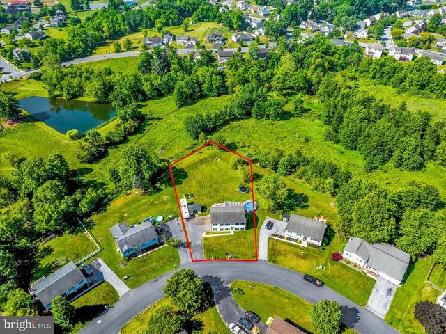 133 WHEATLAND DR, Denver, PA 17517