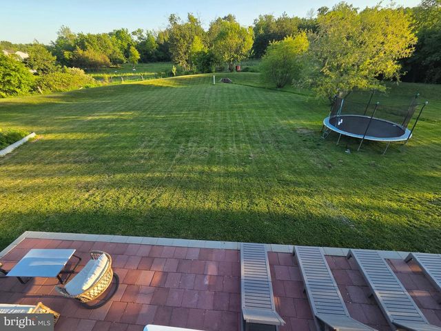 133 WHEATLAND DR, Denver, PA 17517
