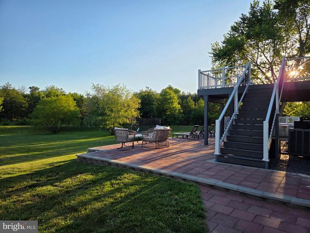 133 WHEATLAND DR, Denver, PA 17517