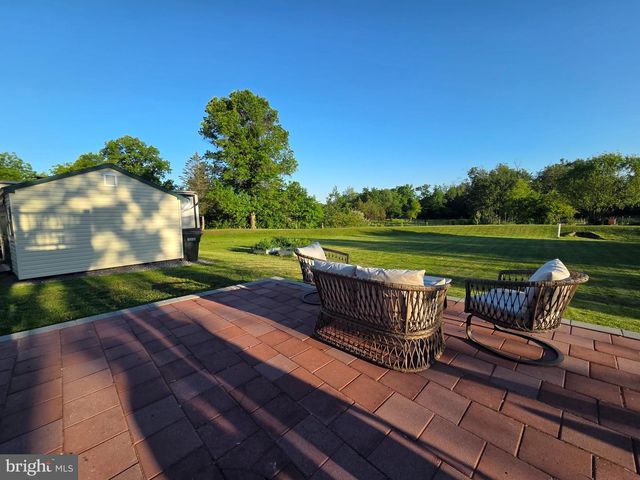 133 WHEATLAND DR, Denver, PA 17517