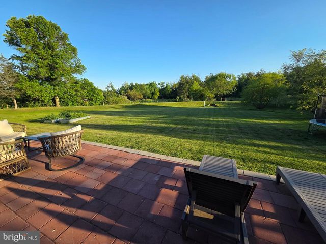 133 WHEATLAND DR, Denver, PA 17517