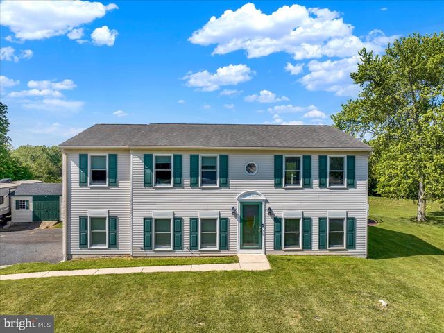 133 WHEATLAND DR, Denver, PA 17517