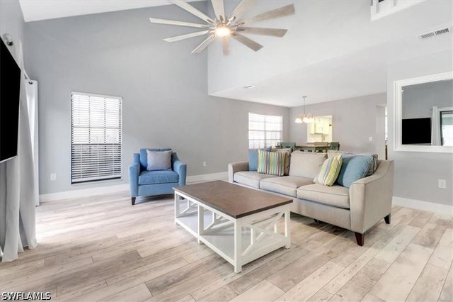 823 Meadowland DR 41-2, Naples, FL 34108