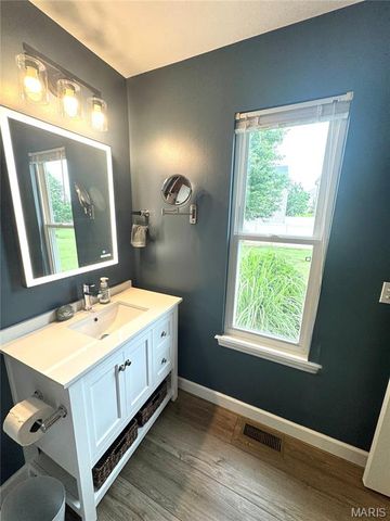 1442 Shelby Point Drive, O'fallon, MO 63366
