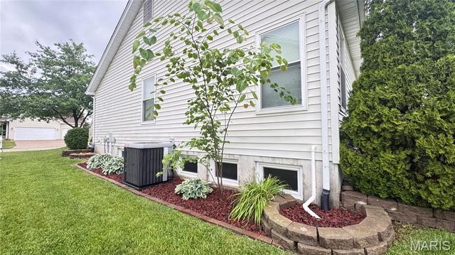 1442 Shelby Point Drive, O'fallon, MO 63366