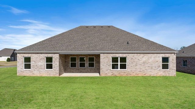 100 Laney Lane, Dothan, AL 36305