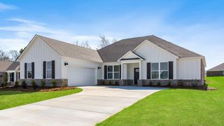 100 Laney Lane, Dothan, AL 36305