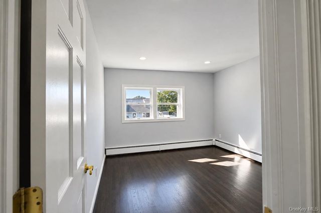 367 West Drive, Copiague, NY 11726