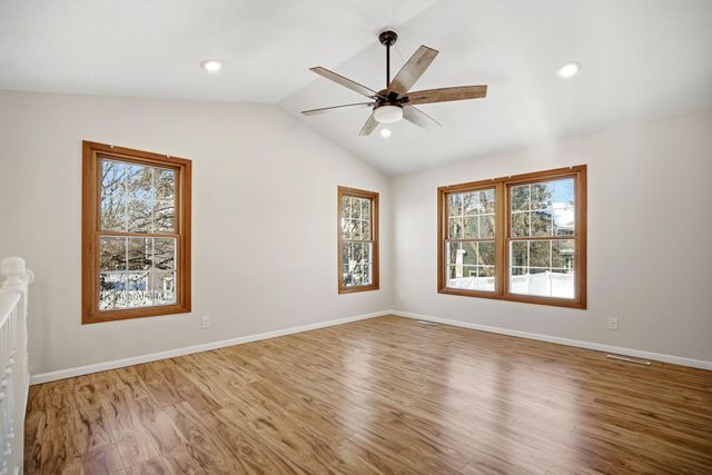 7526 W 111th Street, Bloomington, MN 55438