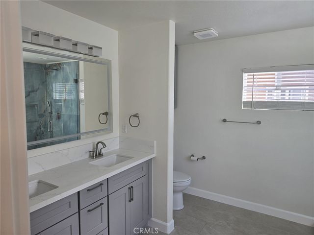 9427 Lemona 24, North Hills, CA 91343
