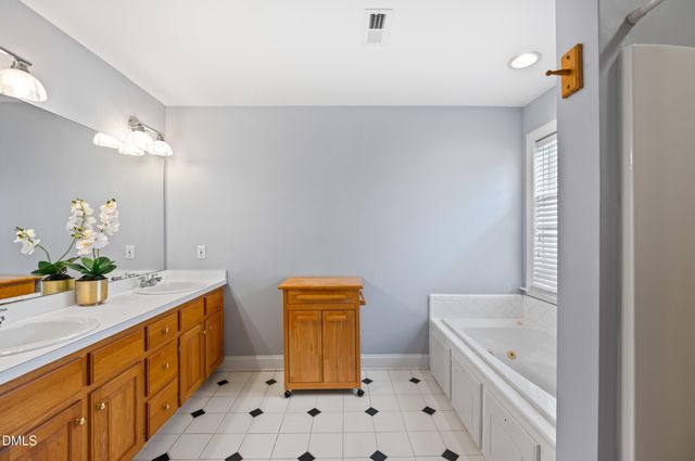 103 Bowers Lane, Cary, NC 27519