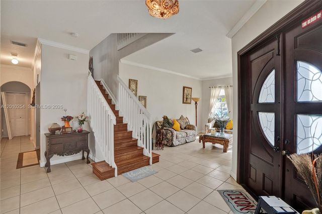 17951 NW 91st Ct, Hialeah, FL 33018