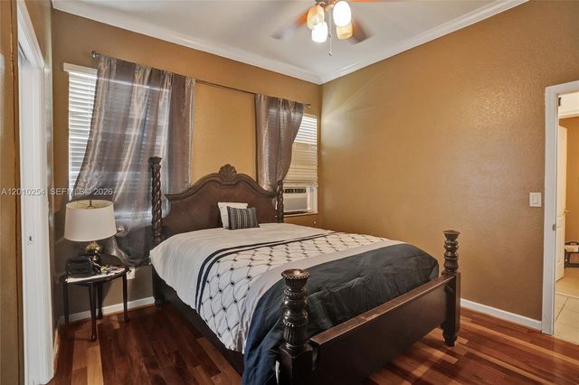 17951 NW 91st Ct, Hialeah, FL 33018