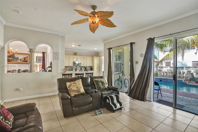 17951 NW 91st Ct, Hialeah, FL 33018