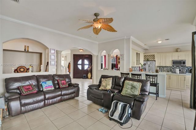 17951 NW 91st Ct, Hialeah, FL 33018