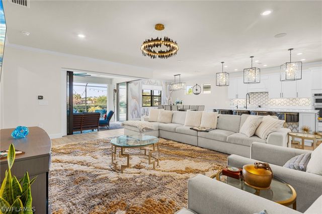 17019 Sunny Lake CT, Alva, FL 33920