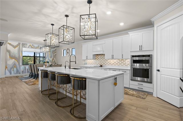 17019 Sunny Lake CT, Alva, FL 33920